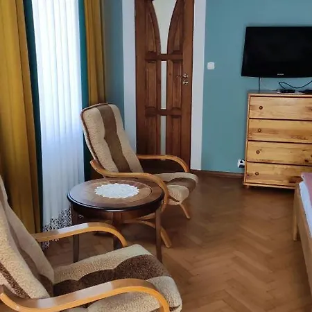 Dom Sula Apartment Ustrzyki Dolne Exterior photo